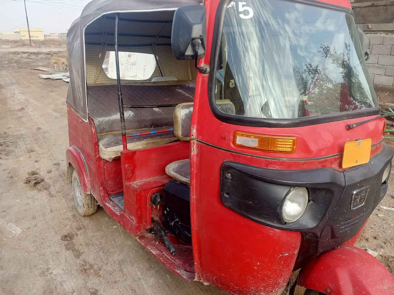 سلام عليكم تكتك 2017 للبيع  تكتك حلوه ونضيفه مكينه زينه لا تبخير لاتنقيص لا نضوح اكسن خير من الله السعر 3ملايين وبيه مجال بغداد سبع قصور شارع ابو علي ***********
