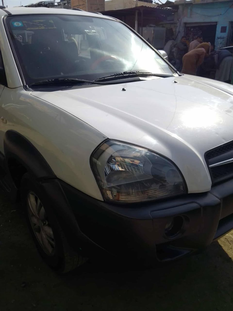 توسان 2009
محرك 2000دوش
خليجي 
رقم بغداد 
حساسات خلفيه 
محرك كير كفالة 
بيه تبديل بنيد تفصيخ نفس الون 
وصبغ جاملغ 
والباقي كفالة 
مكان السياره الفلوجه 
110 وبيه مجال 
***********
