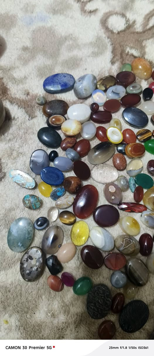 السلام عليكم ورحمه الله
عندي احجار مثل ما واضح الفيديوا والصور ابيع اعلئ سعر وشكرا للجميع


**إذا كنت صاحب هذا الإعلان وتريد حذفه لأي سبب، رجاءا أرسل رسالة إلى الدعم الفني**