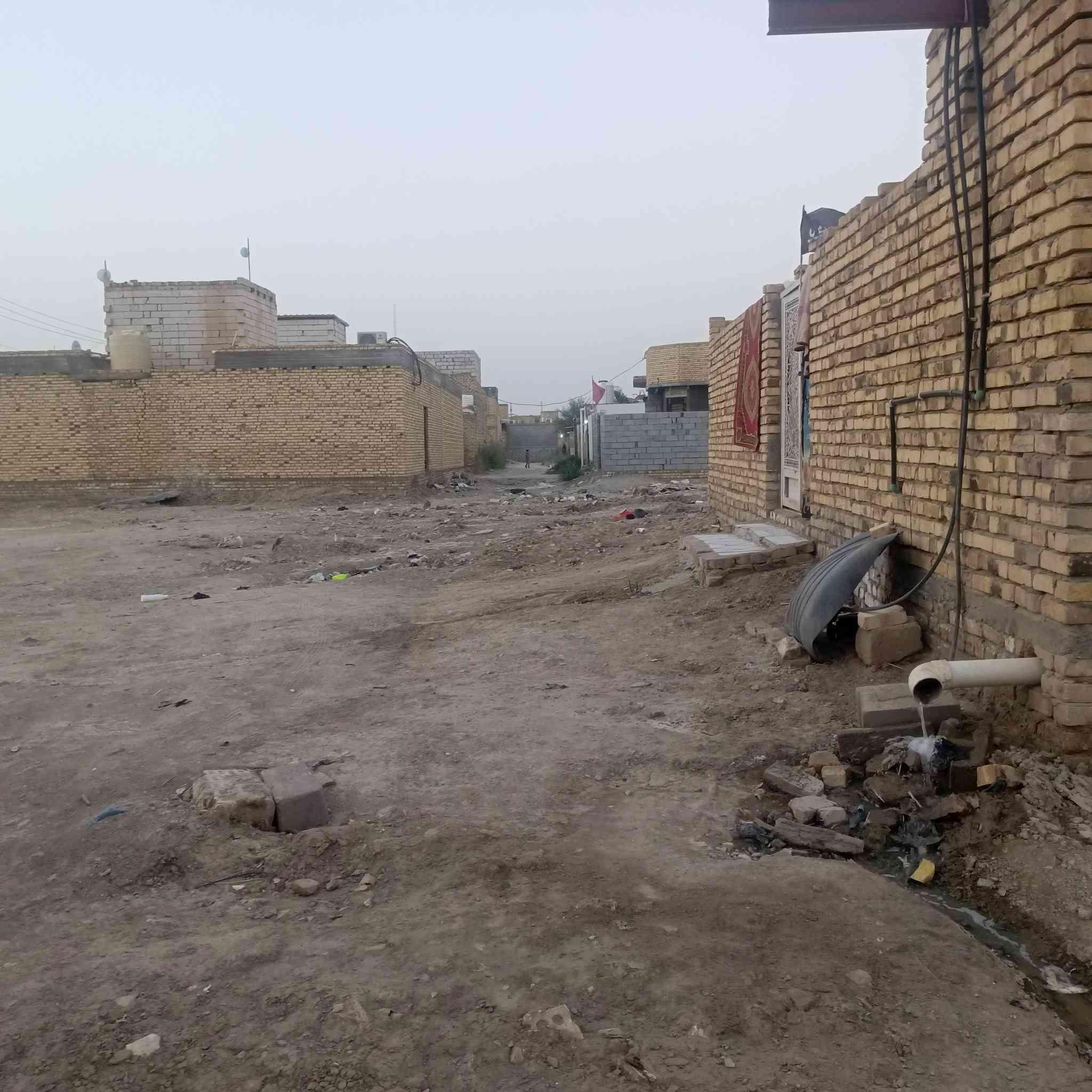 سلام عليكم قطعه للبيع مساحته190متر بيه وصل تطويب مكانه حي الجوادين نزله تاج لبنان وجميع الخدمات متوفره السعر ولأستفسار‏ :‪***********‬‏
