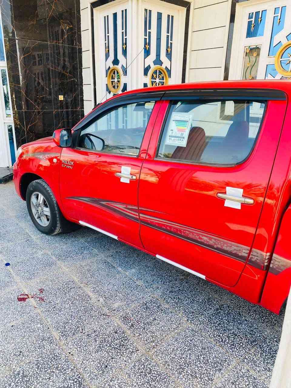 فلاونزه موديل 2009كيرعادي شاصي 19سياره جديده رقم واسط لاماني تحويل ثاني بيه صبغ بالبدي فقط سياره جديده جدا السعر 148وبيه مجال للشراي مكان السيارة واسط الصويرة الاستفسار ***********
