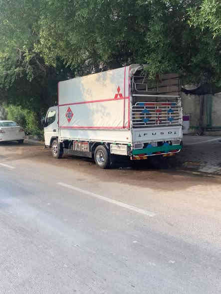 اسلام عليكم
سياره حمل كنتر 
مديل 2020
سنويه مجدده لسنه 2030
سياره مكفول كفاله عامه من ضرر 
رقم بغداد
ويل كروم 17.5
السعر 265وبيه مجال
***********
***********
