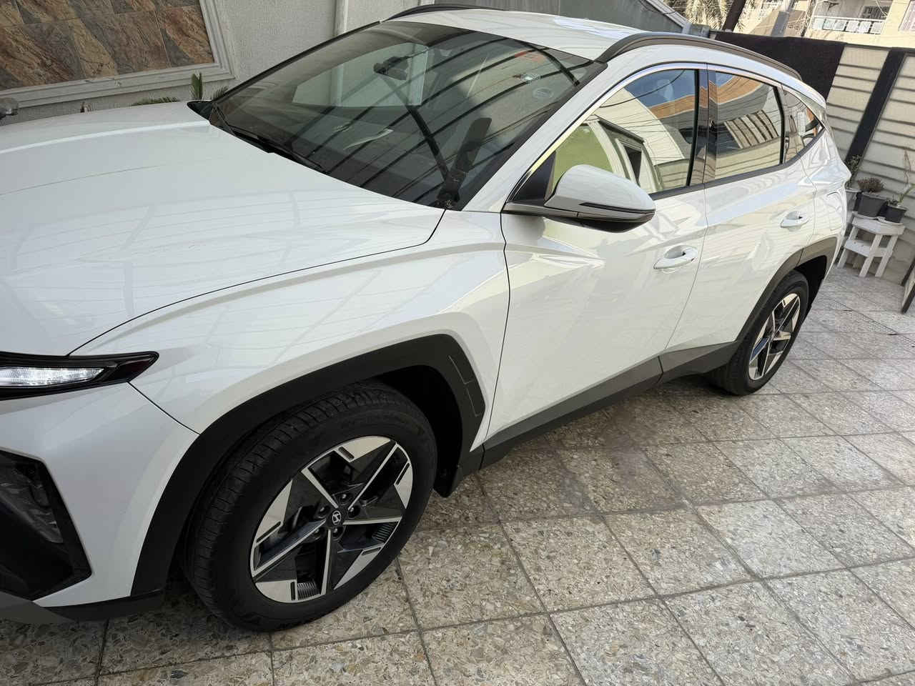 بيع مستعجل توسان 2025 خليجي رقم اربيل بأسم شركه الق تاج البنوك تريد تحويل وكاله حاظر السياره كفاله عامه من الضربه والصبغ والبارد ماشيه 13 الف بعدهه على وضع الزيرو ومواصفاتهه معروفه مكان السياره بغداد 
السعر/222$
للاستفسار/***********
