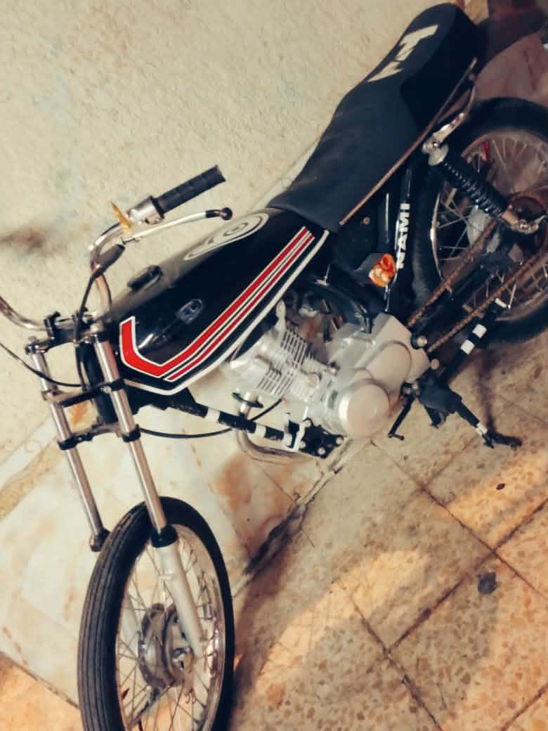 مكلف بلنشر دراجه اوراق اصولي تعمير جديد سعر ٩٠٠ وبيه مجال رقم راعيه ***********
