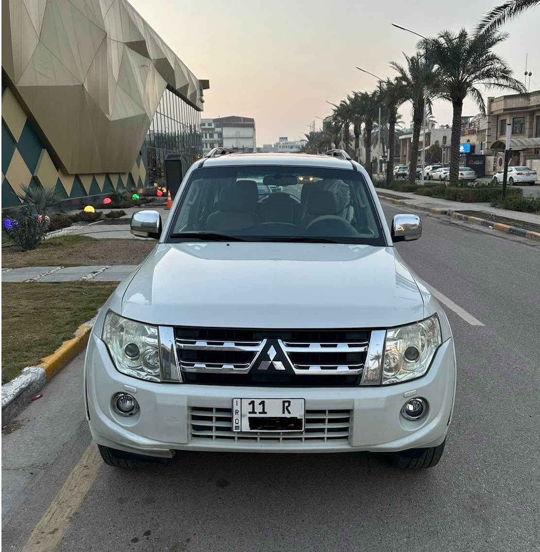 بدون حادث او خالي من الصبغ نضيفه من كل النواحي  صيانه قبل البيع دهن كير دهن محرك فلاتر كير ار محرك او فلاتر البانزين او خاليه من العيوب العنوان اليرموك للاستفسار *********** بغداد, العراق
