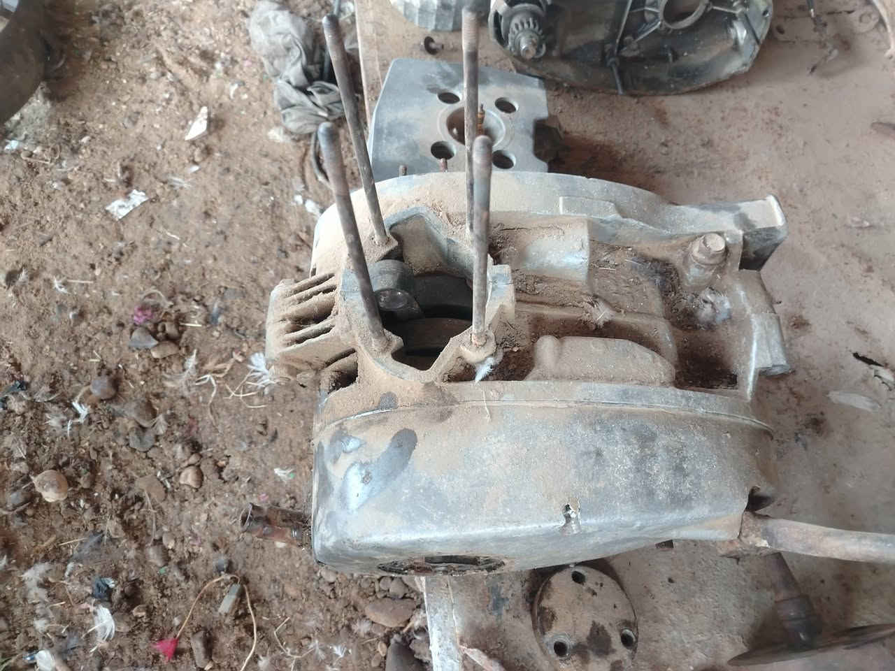 غراض تفصيخ للبيع مكان الانبار هيت موجود توصيل اتصل على ***********
