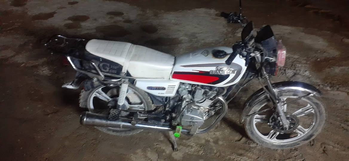 ماطور للبيع موديل 2022 محرك بل شرط مامفتوح ماطور كلو بل شرط سعرو 475 رقم موبايل ***********
