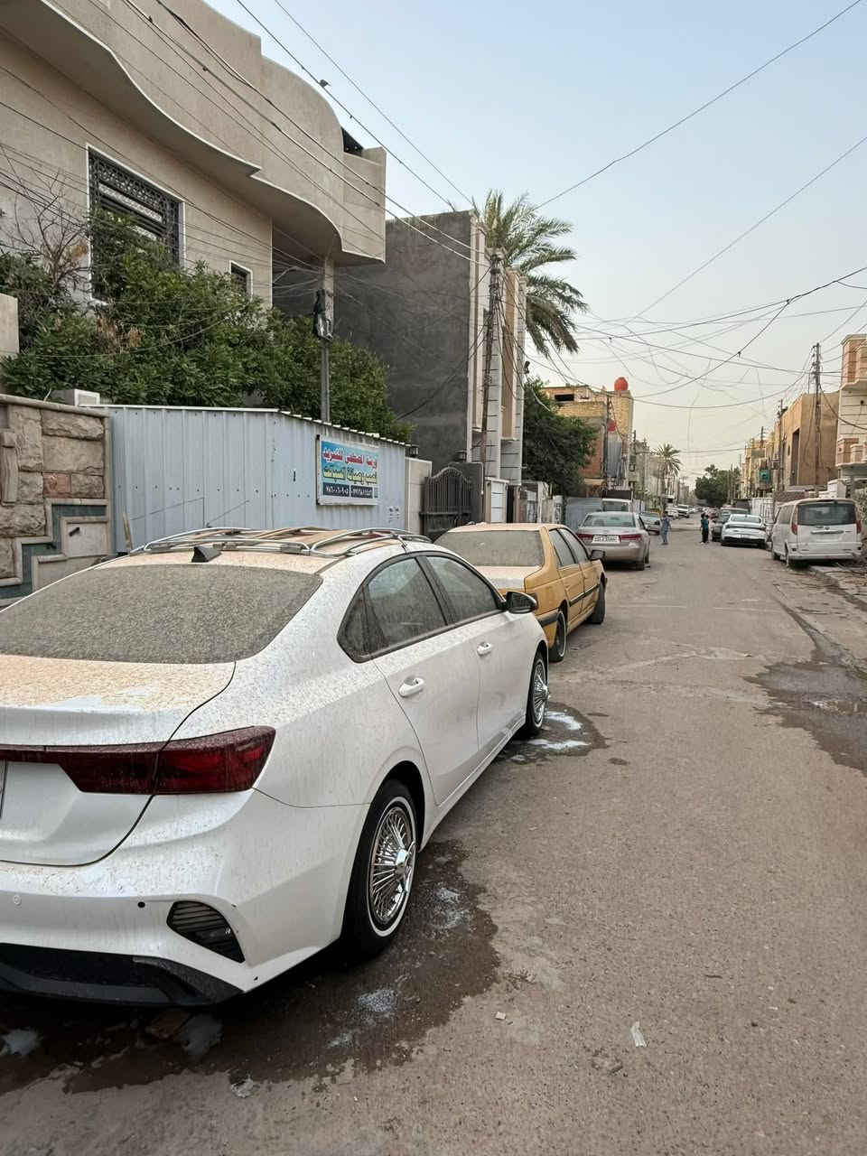 سلام عليكم 
سياريه فورتي موديل ٢٣ أمريكي حادث دعاميه خلفيه فقط
سياره ماشيه ٤٥ 
أبريك ذاتي 
مثبت سرعه 
قياده ذاتيه 
حساسات بل مري 
مواصفات معرفه بيهن 
سياره تراي زيرو وين ميعجبك 
ميحتجلهه ربع ذي عليه كبل الشارع 
ويل كب مالتهه موجود 
مكان بغداد البياع 
سعر اتصل وبيك خير وتدلل
هـ***********
