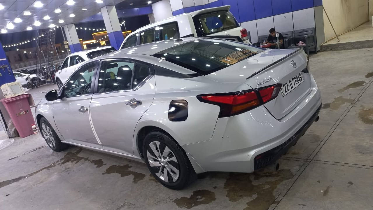 نيسان التما ٢٠٢٠
السياره جاهزة من كلشي ماشيه ٧٤ 
ديالى المقدادية
صور السونار مرفقة بدون دواخل 
***********
حق السيارة ١٤٣ وبيها مجال
