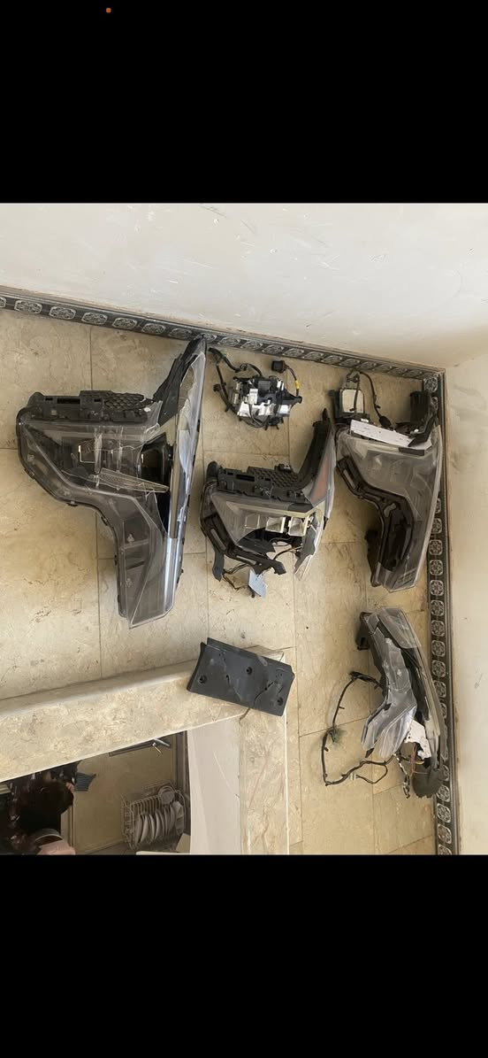 شباب عندي غراض كي فور للبيع للاتصال على الرقم ***********
