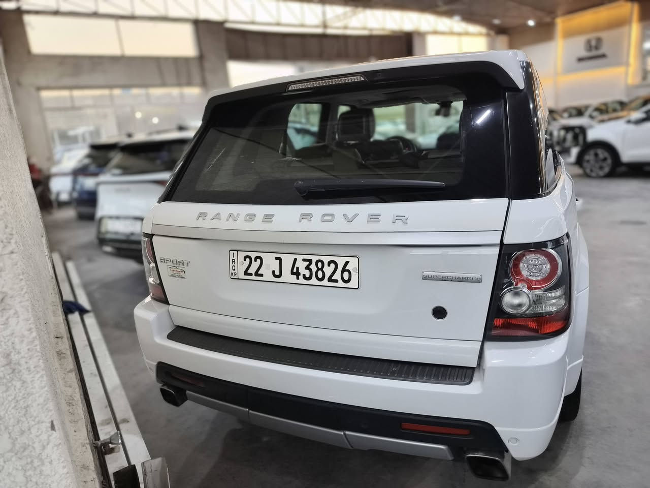 رانج ٢٠١١
اوتوبايغراف
وكالة سردار خليجي
صبغ داير جاملغ امامي ايمن وتكحيل كارت 
جاهزة وجديدة جدا فقط هاندبريك كهرباء متوقف
بغداد - معارض البياع
***********
***********
