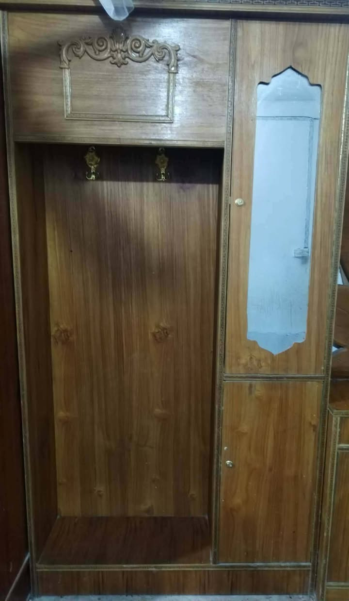غرفه الكنتور تسكام الملحقات جاهزه 250 بيع مستعجل شراي خاص
~~~~~~~~
وياكم مندوبه وهذا مصدر رزقي
العنده اثاث للبيع يدزه خاص ابيعه نفس اليوم


**إذا كنت صاحب هذا الإعلان وتريد حذفه لأي سبب، رجاءا أرسل رسالة إلى الدعم الفني**