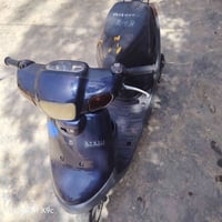 بطة • سلف • يحتاج بطارية