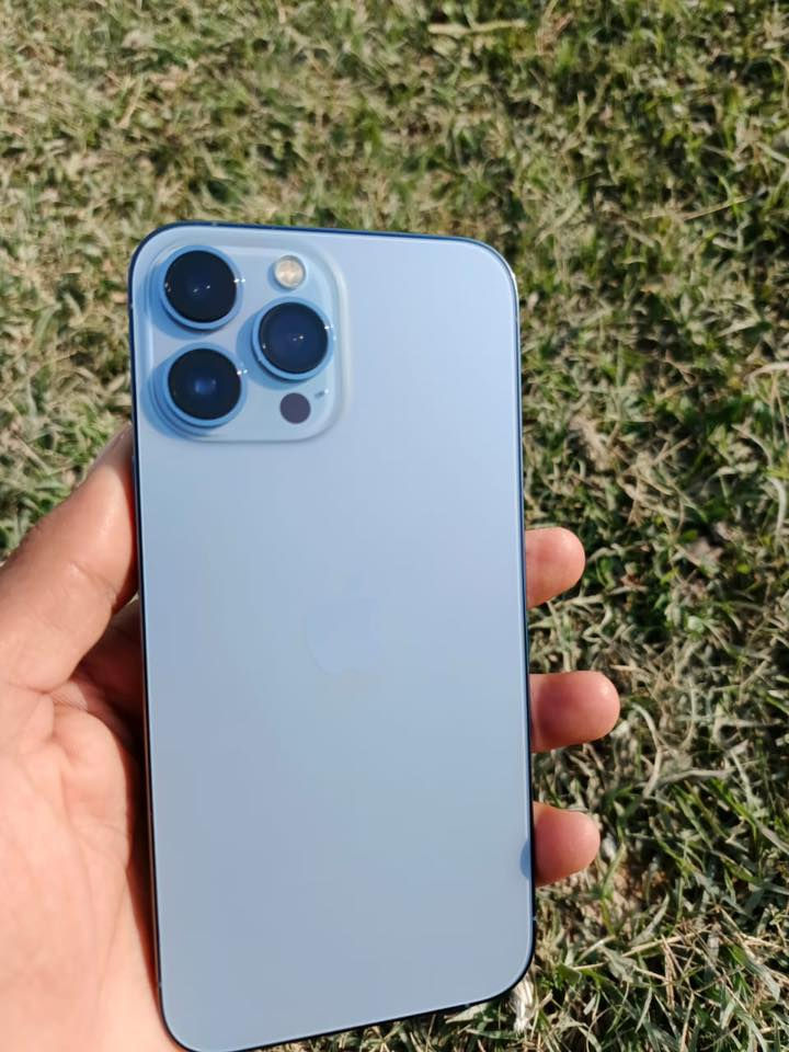 13برو ماكس 

بطاريه 85

لون بحري 

ذاكره 256

نضافه 100/100

مكفول كفاله عامه شرط لفحص 

كارتونه ويا 

شحن شرط يوم كامل 

جهاز خير من الله 

سعر 750 قفل مكاني شطره 

***********
