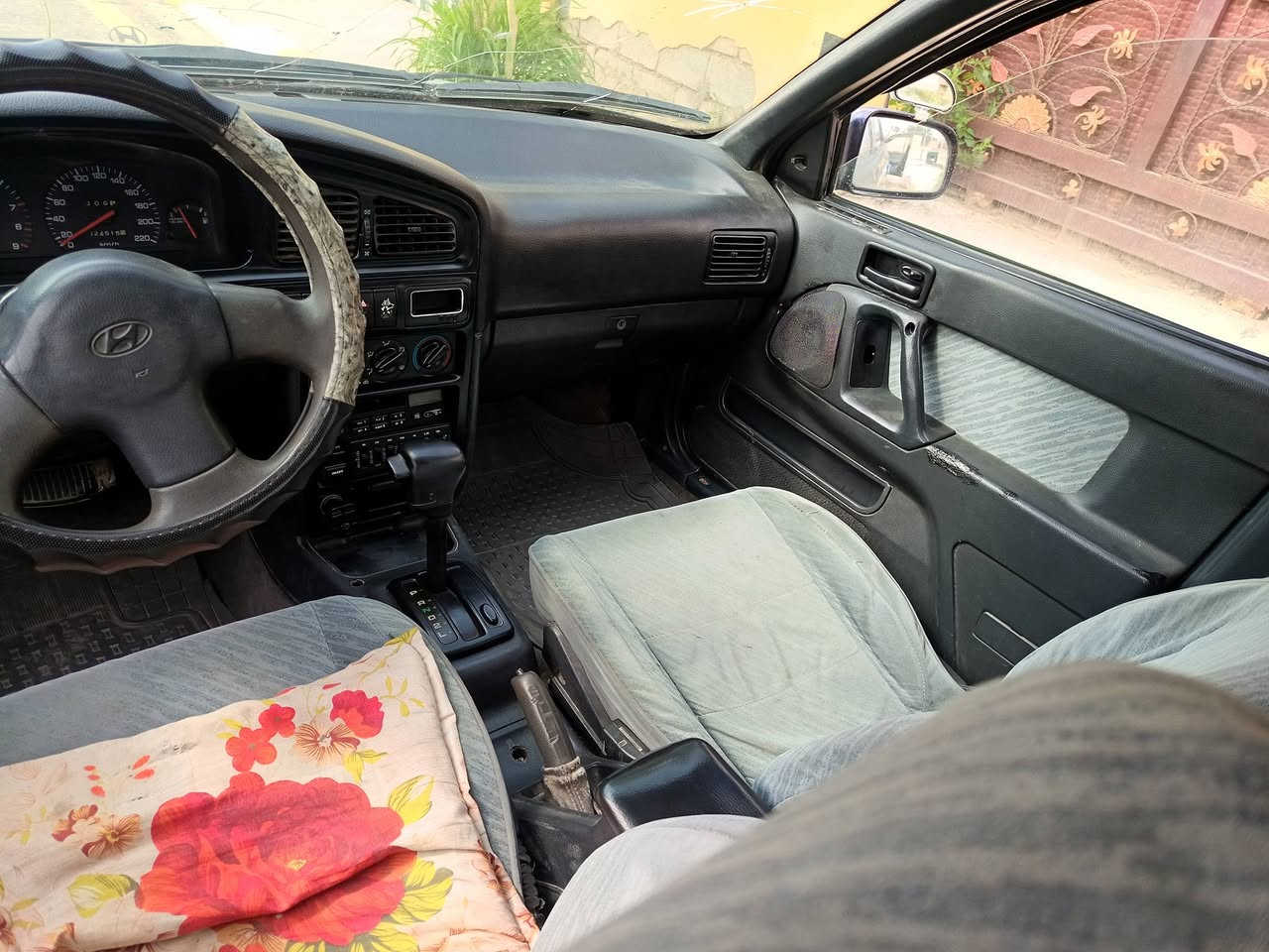 ألنترا ٩٣ رقم ديالى رقم جديد كير أوتماتيك محرك مفتوح تبريد شغال تدفئة شغالة بدون ضربة السعر ٣٢وبيهة مجال قليل صبغ حزام أتصل على *********** لا خاص ولا تعليق ديالى كنعان الشواصي نضاف
