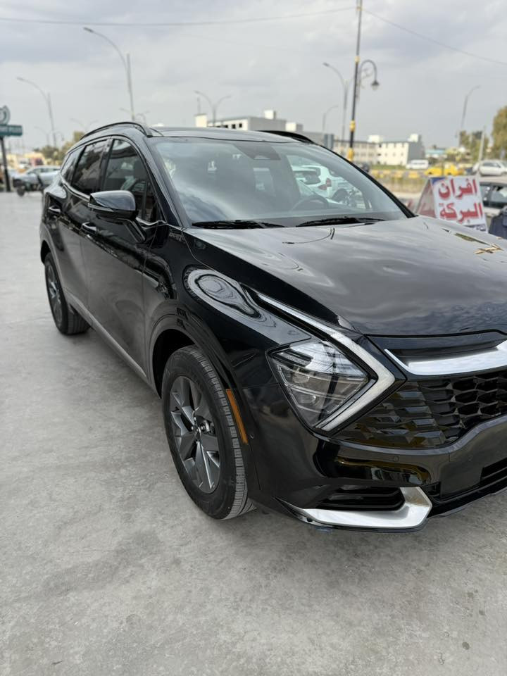 بيع مستعجل كيا سبورتج هايبرد موديل 25 برستيج داخل احمر فول موصفات واحد على واحد السعر 165 السياره جهاز بشرط من الداعاميه للدعاميه تترقم جميع المحافظات الرقم مجاني بيع فقط لامرواس ولا اقساط ***********
