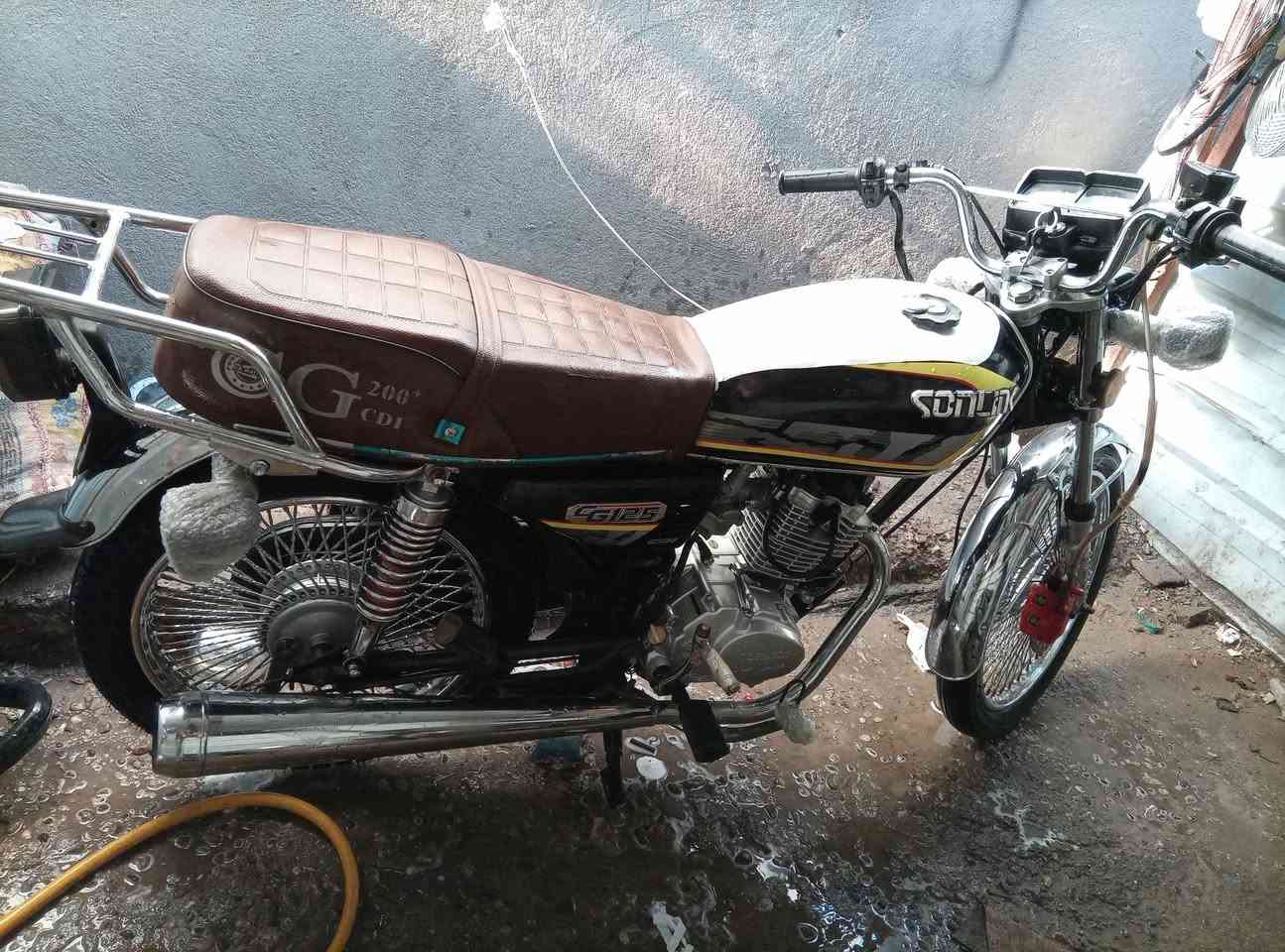 تايكر موديل 24 مكفوله كفاله عامه كهربائيات كله شغاله 
مكينه خرسه السعر 580
وبيه مجال مكاني بابل قرب جسر نادر 
***********
