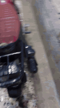 السلام عليكم دراجه ايراني خمسه كير دراجه مابيه نقص كله شغال موديل 2024 مكاني بغداد جزيره سياحيه السعر 600 ***********
