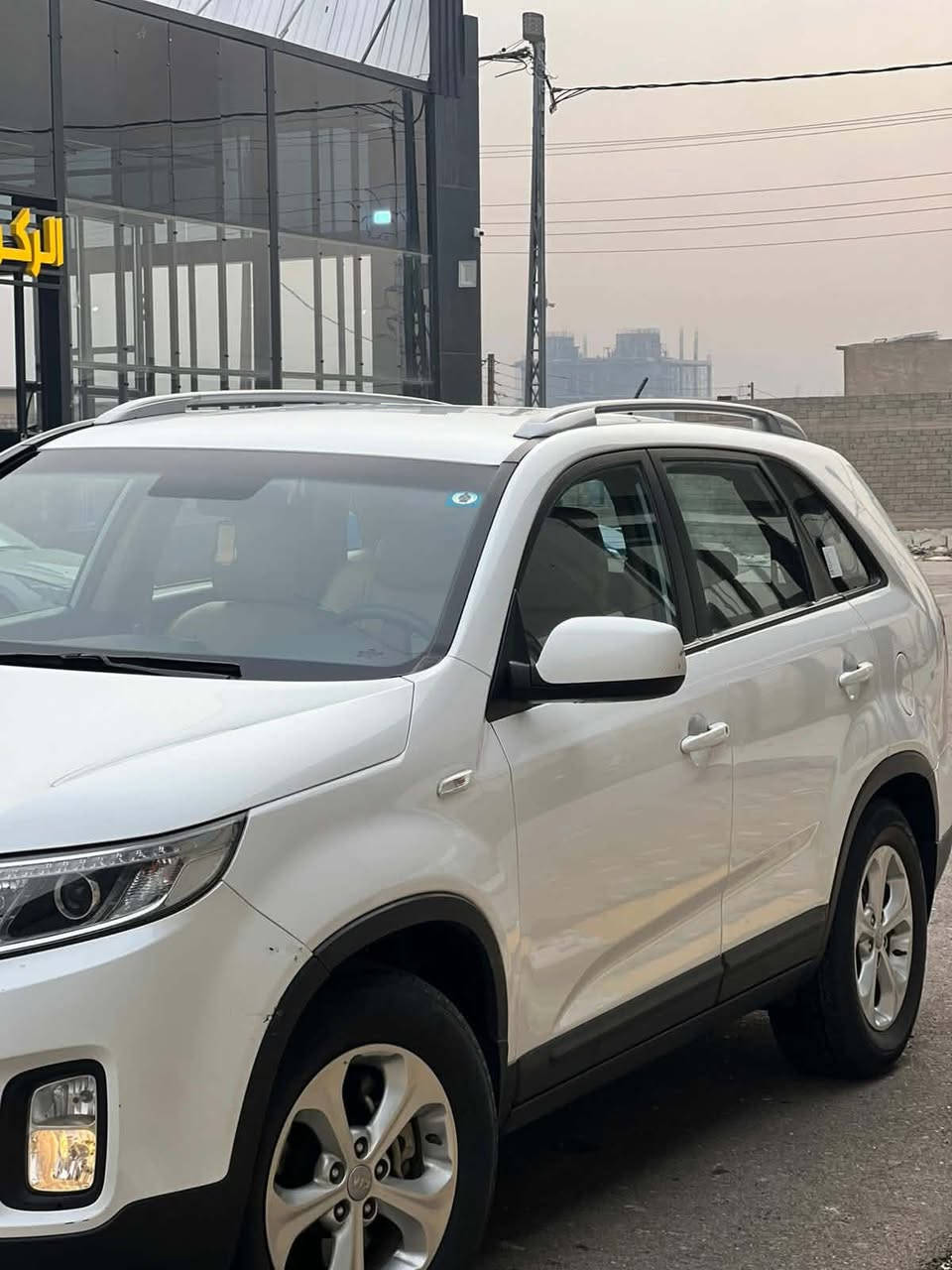 سورنتو موديل 2014 ماشية 40الف فقط
سياره جديده وضع شركة 
محرك 6 v
7 مقاعد تبريد 3 قطع 
رقم سنوية كلو جديد 
العنوان موصل الأيسر 
***********
