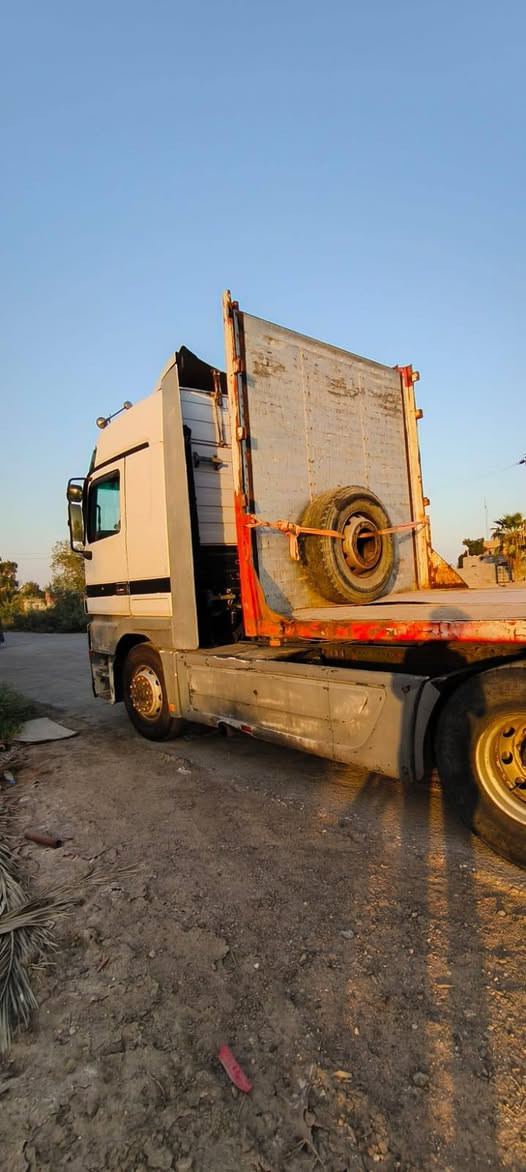 سلام عليكم
ميكا سبس موديل 2003 فول مواصفات 
تبريد خزن ريتايدر 5 طكات سياره مسجله صهريج طوناج ذرعه بيه رقم سلمانيه سنويه منتهيه ب 2021 سعر 190 وبيه مجال قليل تفاصيل ***********
