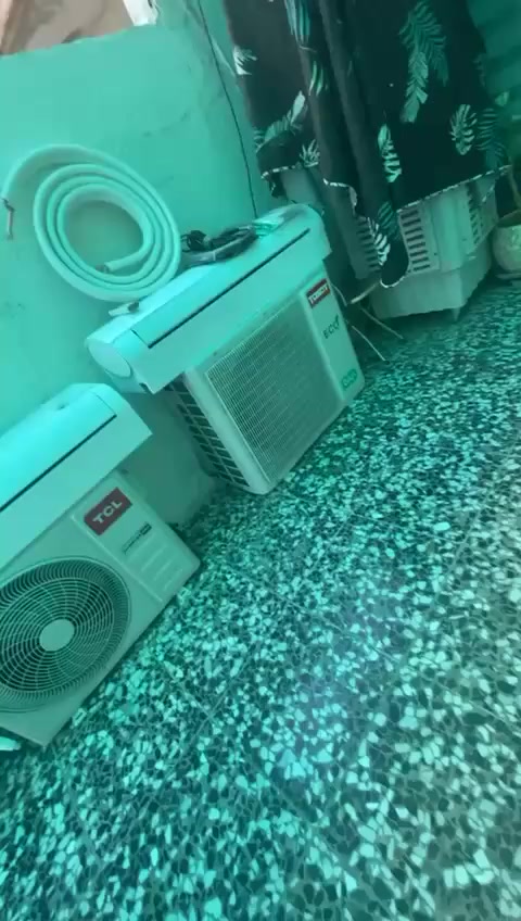 سبالت لبيع مستعمل نضيف العنوان بغداد ***********
