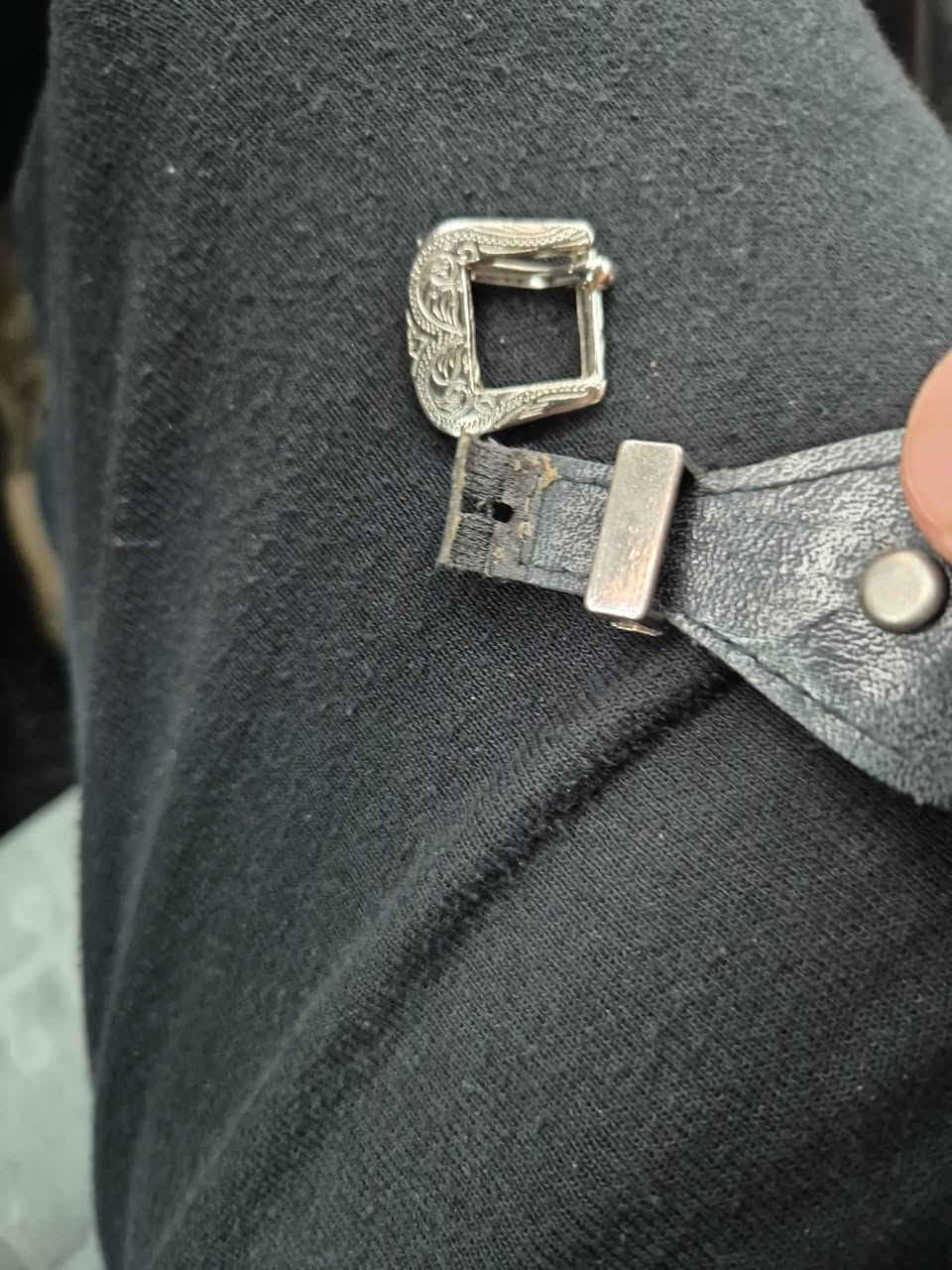 مرحبا، إلى الجميع ساعة من ماركة هنديا السعر 150.


**إذا كنت صاحب هذا الإعلان وتريد حذفه لأي سبب، رجاءا أرسل رسالة إلى الدعم الفني**