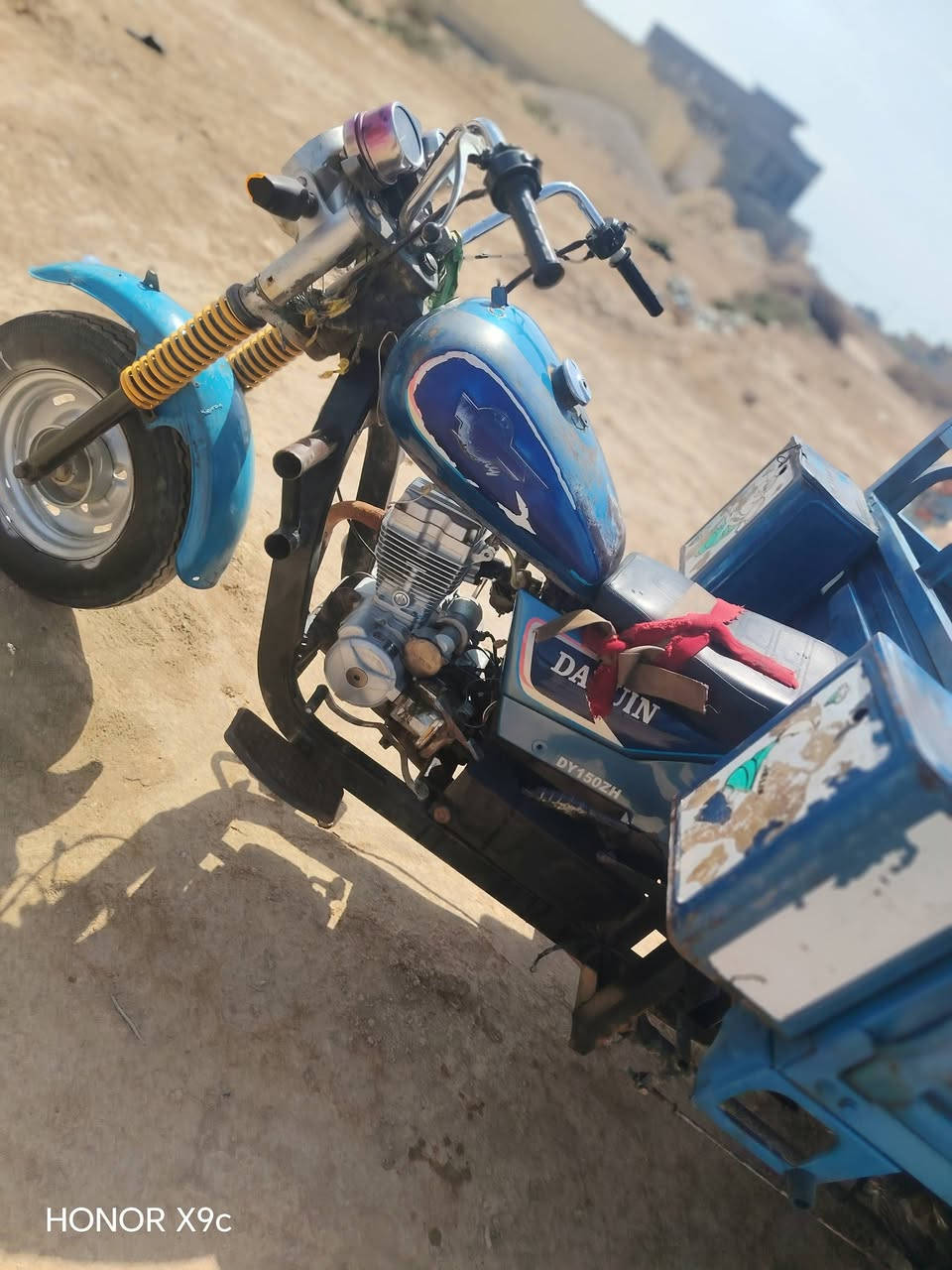 سلام عليكم شباب ديوان لبيع موديل 18 مكينه جديده دبلات جدد  كهربائيات شغالت بس باتري عوزه السعر 1500 وبيه مجال المكان واسط شيخ سعد مراسلتي ماسنجر متواجد


**إذا كنت صاحب هذا الإعلان وتريد حذفه لأي سبب، رجاءا أرسل رسالة إلى الدعم الفني**