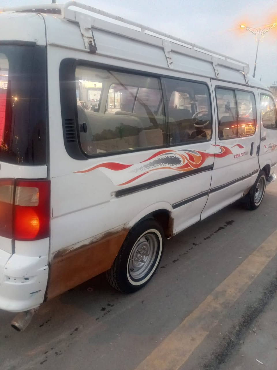 سياره فتون للبيع 2014 رقم نجف الماني السعر 40 للاتصال على الرقم ***********
