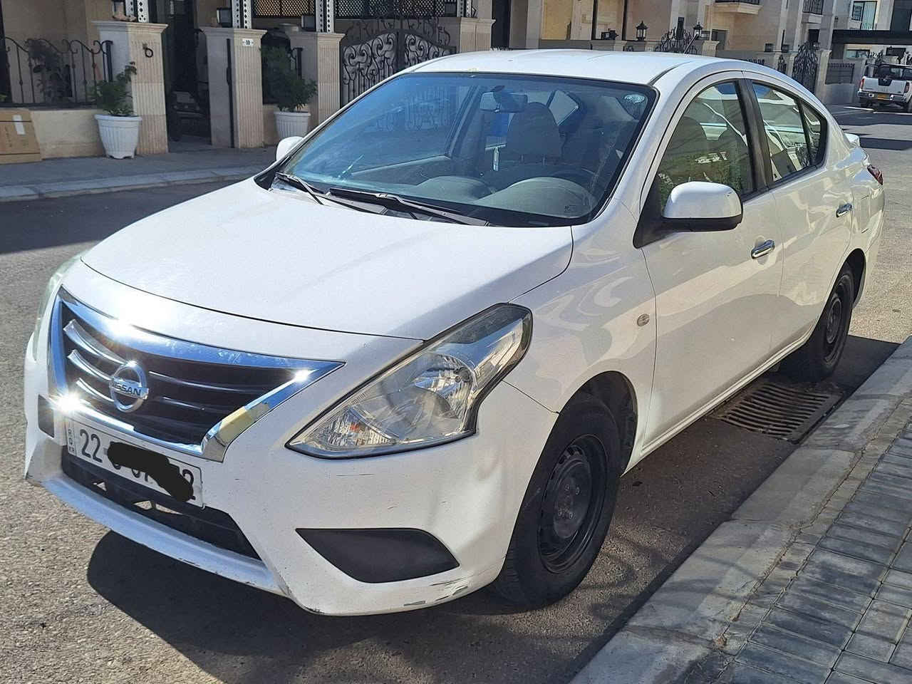 نیسان صني 2020 گێڕ ئۆتۆماتیک 
170 هەزار ڕۆشتووە 
هیچ مەسرەفێکی تێدانیە 
سەنەوی نوێیە 
تەقەو ڕەقەی بەشەرت 
کامل کارەبای مەزبووتە 

سـعـر : لە کۆمێنت داوابکە ڕاستەوخۆ بۆت دێت 📥 

گێر و مەکیەنەی بەشەرت 
هیچ کێشەیەکی تێدا نییە 

ژمارەی خاوەنەکەی 
***********
