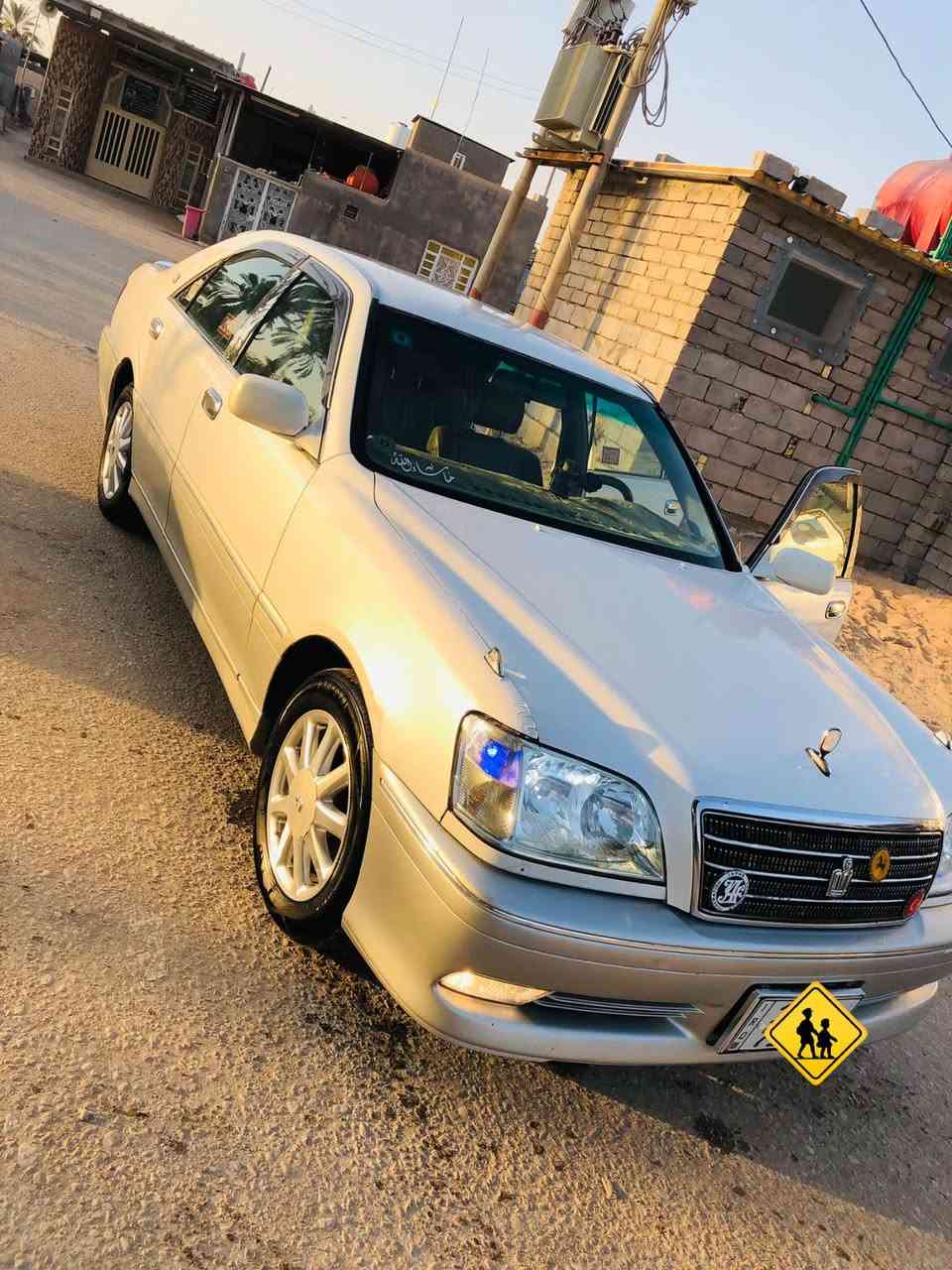 يالله سلام عليكم جنون ملكه للبيع مديل 2001 رقم بصره دولي سنويه 2030 تحويل مباشر سياره كفاله من كصه ونقل جثه وضربه ولعيب شرعي شاصي 175 تخم تاير ويل كب16 نجمه حداديه طوبه مكينه فيفيتي ابو لكلاص  وكير جدد دبل شاشه كشنات 4كهربا ستيرن كهربا تبريد قطعتين ثلج ❄️ مرايات شفط فول ماعده لفتحه كرستال اصل ثلاجه لايت زنون عالي وناصي سياره جاهزه ما تصرف عليه ربع جاهزه معنه لكلمه سعر 133$  وبيها مجال مكان لبصره لقرنه رقم ***********
