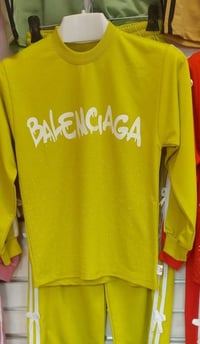 تراك بناتي • مقاسات ٦٠/٦٥/٧٠ • عمر ١٠-١٥ سنه