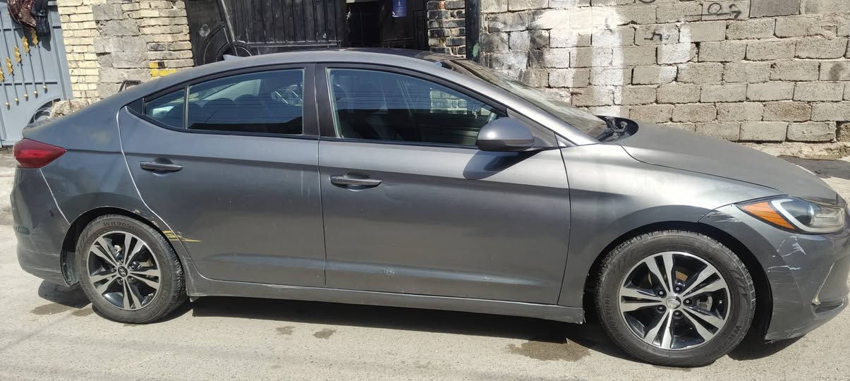 السلام عليكم
النترا موديل 2018 وارد امريكي مبدل بيها 4قطع ماشيه 134الف ميل محرك كير مكفوله
تايرات تخم جديد الاتصال ***********
*********** السعر 105 وبيها مجال بسيط
