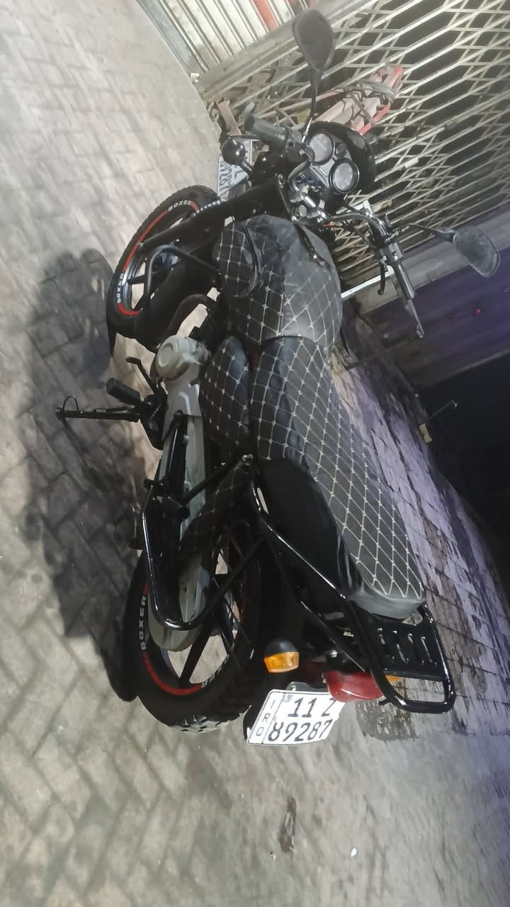 يالله
بوكسر جبلي للبيع موديل 22نزول 23شهر 12مرقم كامل باسمي لوحه وسنويه نكليزي تحويل ثاني يوم كفاله عامه جيب فيتر وفحص مكاني بغداد 

***********متواجد وتساب
