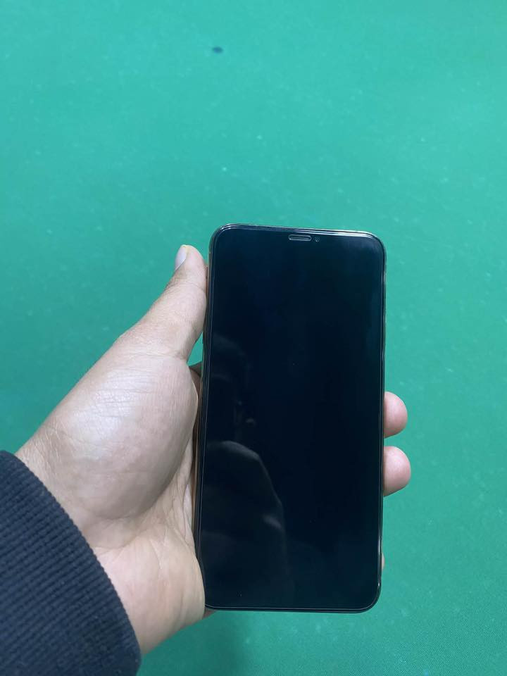 سلام عليكم 

اكس ماكس 

ذاكره 256

ب٨٠   

مبدل بي بطاريه فقط 

السعر ١٨٠ وبي مجال 

مكاني بغداد

***********اتصال 

***********وتساب
