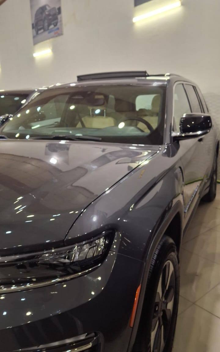 🏞Jeep Grand Cherokee🏞
🟥مۆدیل : 2024 

🟥بۆیاغ : دوو چاملغ ، دەرگای پشتەوە ، کەمێک بۆنیت.

🟥ماوەی ڕۆیشتن : 3,000Mile 

⚠️هایبرێد ، کارەبا ، بەنزین⚠️

🟥نرخ : 267$ 💵

ژمارەی تەلەفۆن : 
***********
*********** أربيل, العراق
