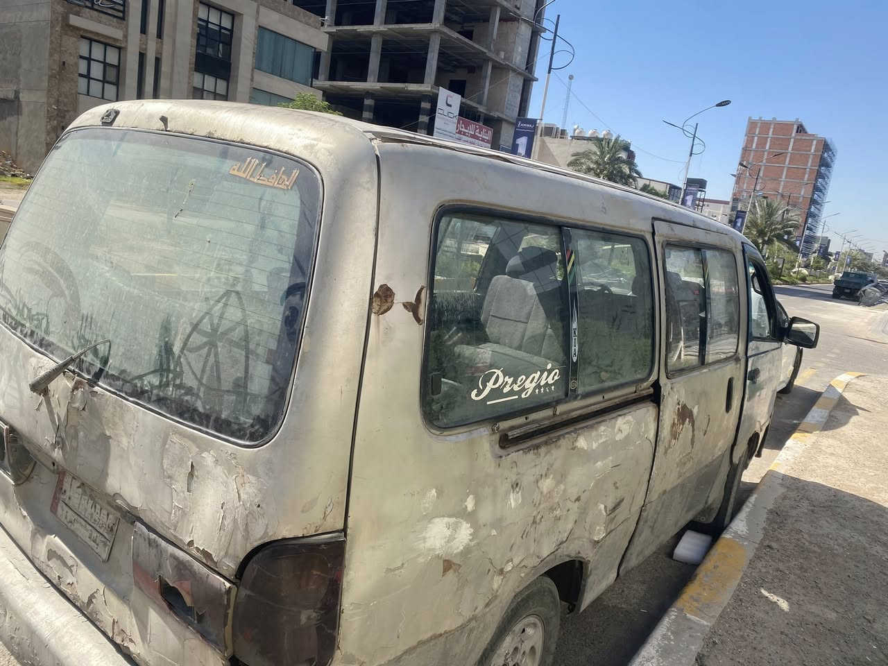 سلام عليكم. لسياره للبيع سياره اكفلك كير ومكينه وتحويل تخم تاير جديد صدره قبل شهرين مبدله كامل ترهم قصط وترهم نقد عليه هيه ينزل من سعره رايده ب33 موديله 1997
رقم تلفوني ***********
