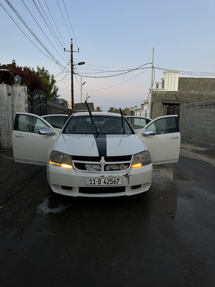 سلام عليكم دوج أفنجر موديل 2009. بيه طخه جاملق خلفي   كير و محرك ابلادي حجم 2400 السعر68بيه  مجال مكاني الفلوجه رقم الهاتف ***********
