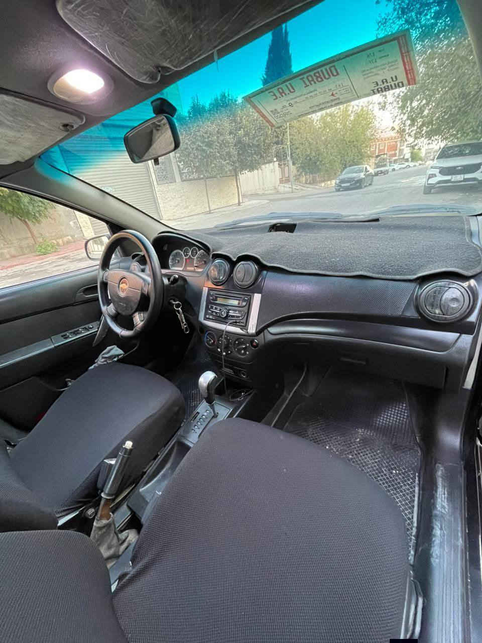 شۆفلێت ئەڤیۆ 2008 ئۆتۆماتیک مەکینە گەورە
پێشو پشتی کەپسە 
5 پارچە پەمپە بۆ جوانی بێناو گرتن
سەقفو چەمەلەغی دواو سنوق شانی بۆیاخی نیە 
تازە کامل سێرڤسم کردوە یەک دینار مەسرەفی هایدرۆلیکی گێڕی گۆڕاوە کامل ئەشیای ناو مەکینەی گۆڕاوە هەتا 1ساڵ زەمان بۆنیت هەڵمەیەرەوە
 بەشەرت ڕەقەم سلێمانی 
سەنەوی هەتا ئاخیری ٢٠٢٧ تازەیە
بەشەرتی تەحویلو غرامە
 سەیارەکە جاهیزە ماڵی دۆستە
58کۆتای

گێڕو مەکینە تەقەو ڕەقە بەشەرت 
هیچ کێشەیەکی تێدا نییە
***********
***********
