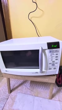 مايكرويف LG • أصلي • غير مستعمل