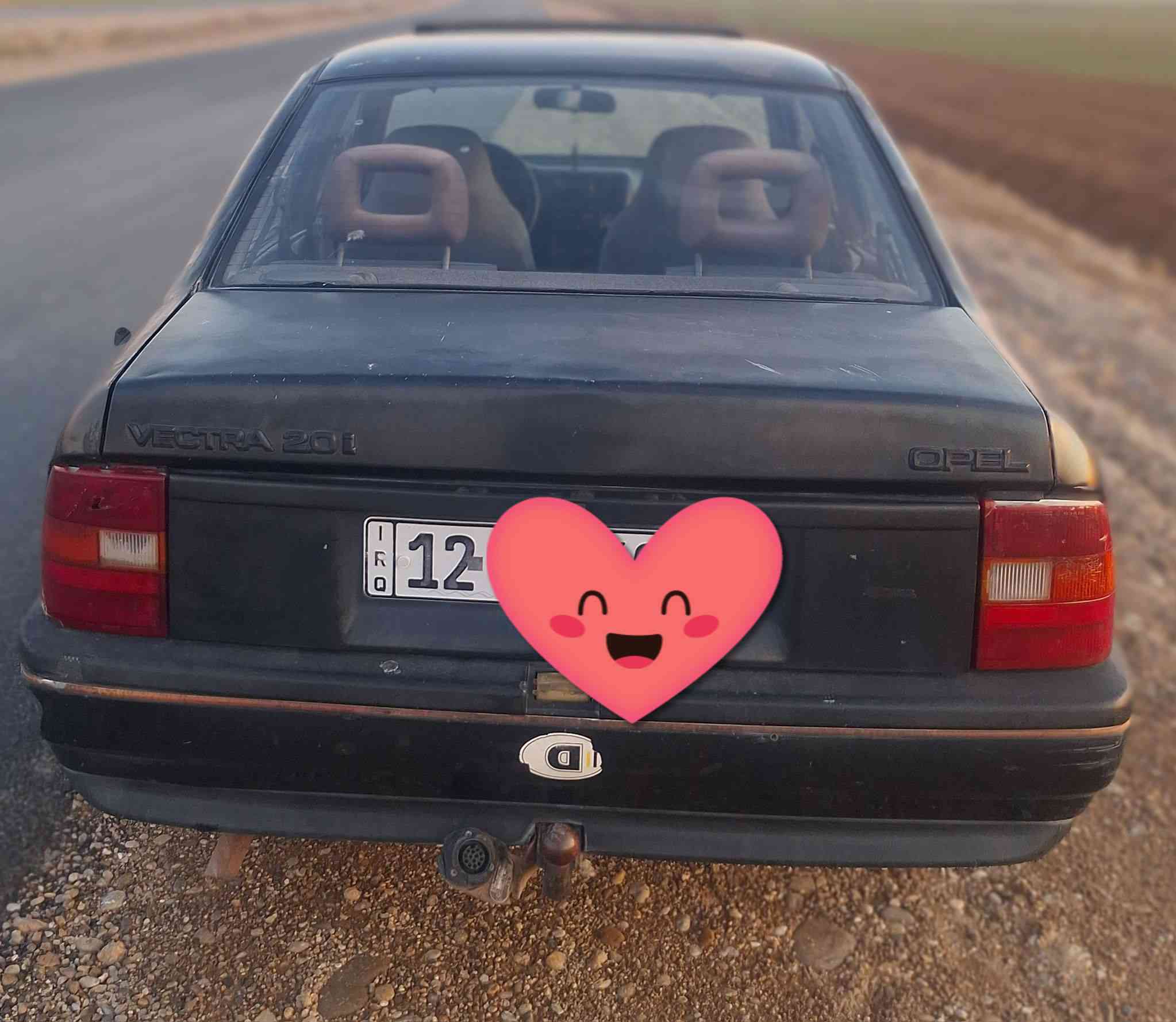 السلام عليكم . فكترا للبيع موديل 92 حجم 20 رقم دولي نينوى كابون بانزين سياره أسمي سعرها 36 وبيها مجال اتصل وتدلل ***********
