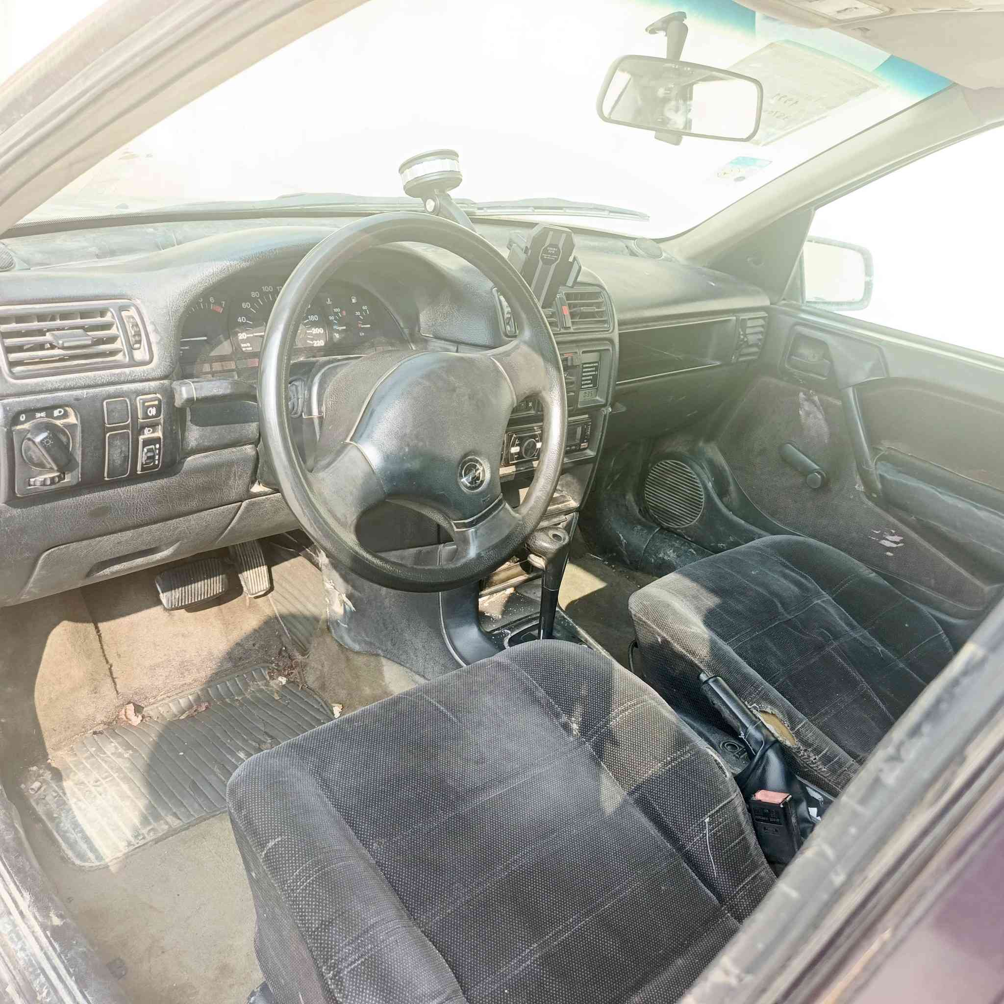 فكتره  توماتيك حجم 20 موديل 93 وضع شركه بدون صبق بدون أي ملاحضه لا صرف ولا نفخ محرك كير شرط رقم الماني سنويه عضم سياره ترايك البصره جاهزه من كلشي تايرات جدد طخم كلو مبدلو جديد دتفه حار سياره ستيرن بور سيدي كرستال تنته كهرب  شرط الوكاله ولتحويل عنوان موصل أيسر حي القاهره الهاتف *********** (((( *********** السعر 40  , بيه مجال قليل
