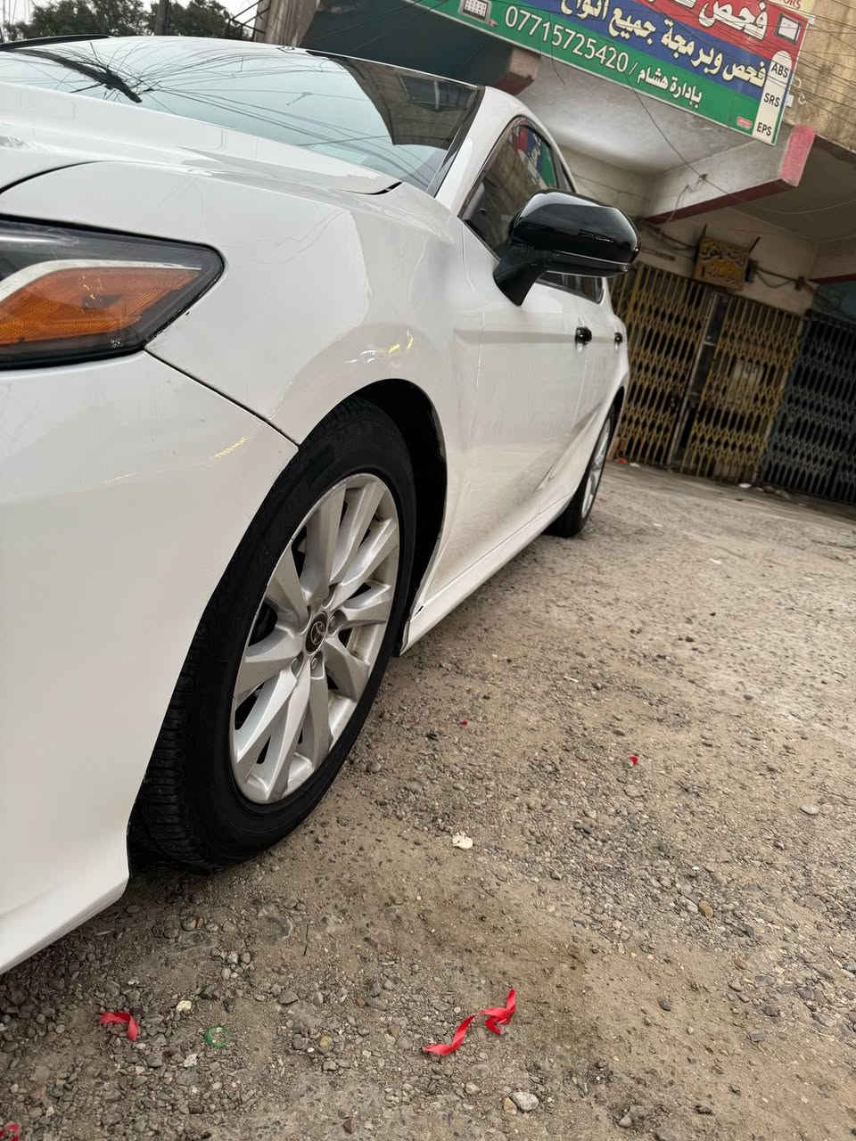 السلام عليكم
كامري 2018 للبيع صوره والحادث والسنوار بلمنشور رقم بغداد  
سعر 165 العنوان بغداد حي العدل خلف محكمه الكرخ 
‭0781 085 1009‬
