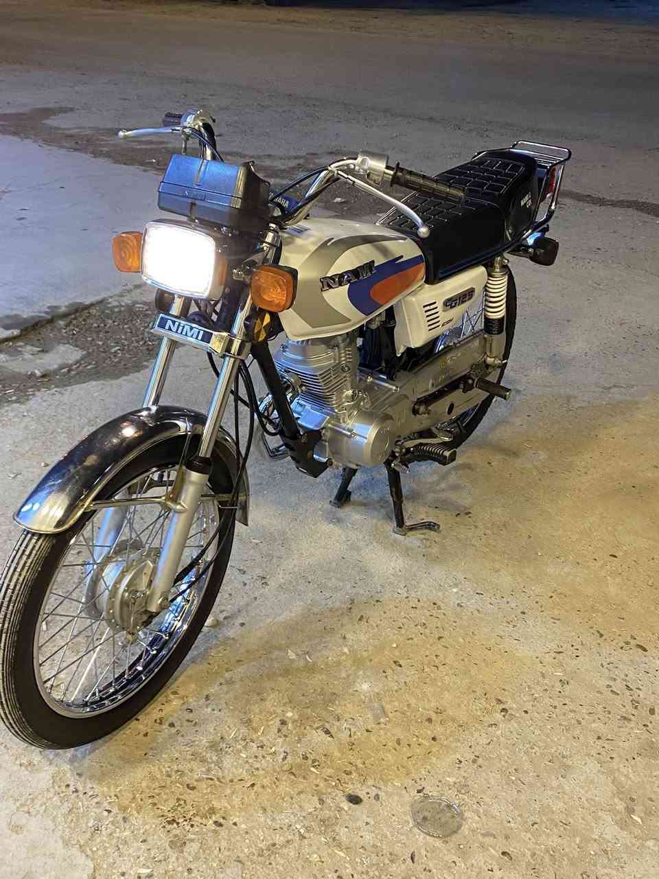 إسلام عليكم دراجه نامه امتياز بس اشاصي ول مكينه امتياز ول باقي كله شلامجه ادراجه بس الويل اكدام بي عواج قليل ادراجه جاهزه اوراق 2025 وبليته كله 2025 ما عايزله كلشي ادراجه شلعه ومعدله فول مكينه ما تسمع صوته ول مكان حله ورديه خارج ول سعر 650 وبيه مجال وهذه رقمي ما متواجدعل فيس ‭0788 912 2874‬
