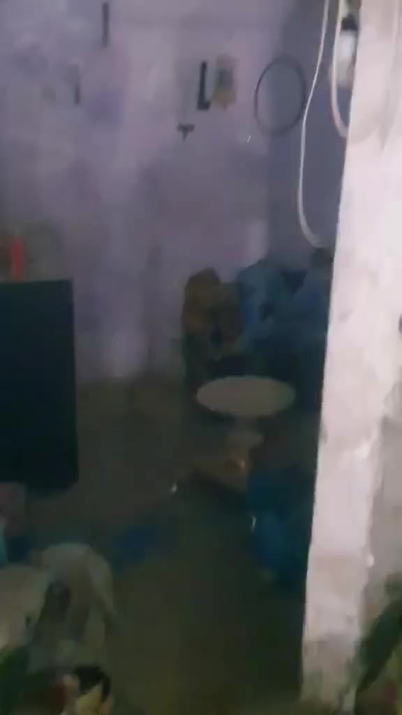 سلام عليكم اخوان حسب ما رايدين صور لبيت أو شقة لبيع  احلى منطقه والسعر بلاش 500-3 ثلاثه مليون وخمسمائه  وبيع مستعجل يريد باس تنظيف لان صار اكثر من خمس سنوات متروكه واتصال *********** والله رحيم كريم ورمضان مبارك علينا وعليكم شهر الخير والبركة
