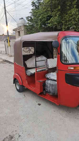 سلام عليكم
شباب تكتك 2019 للبيع مرقمه رقم بغداد سنويه تحويل ثاني يوم 
تكتك نضيفه سعره 5500وبيه مجال 
***********
المواقع / بغداد جسر ديالئ القديم
