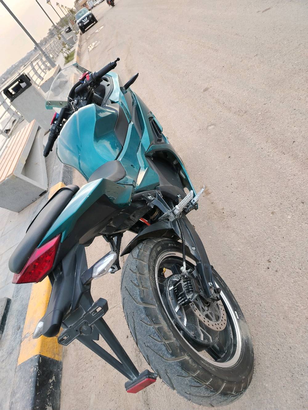 . .دراجه بطح شحن موديل 2025 صارلها اقل 3 اشهر من اشتريتها
6 بطاريات ملف 3000 تشغيل عن بعد 

 ثلاث انظمة للقيادة نضامD ونضام sport ونضام R خاصية الرجوع للخلف
اشاير يمنه يسر دبل اشاره
لايت عالي ناصي زنون رماش 

بالشحنه الوحده تمشيك فوك ال80 كيلو 

السرعه 100 حقيقي 


مكاني بغداد 

للاستفسار ***********