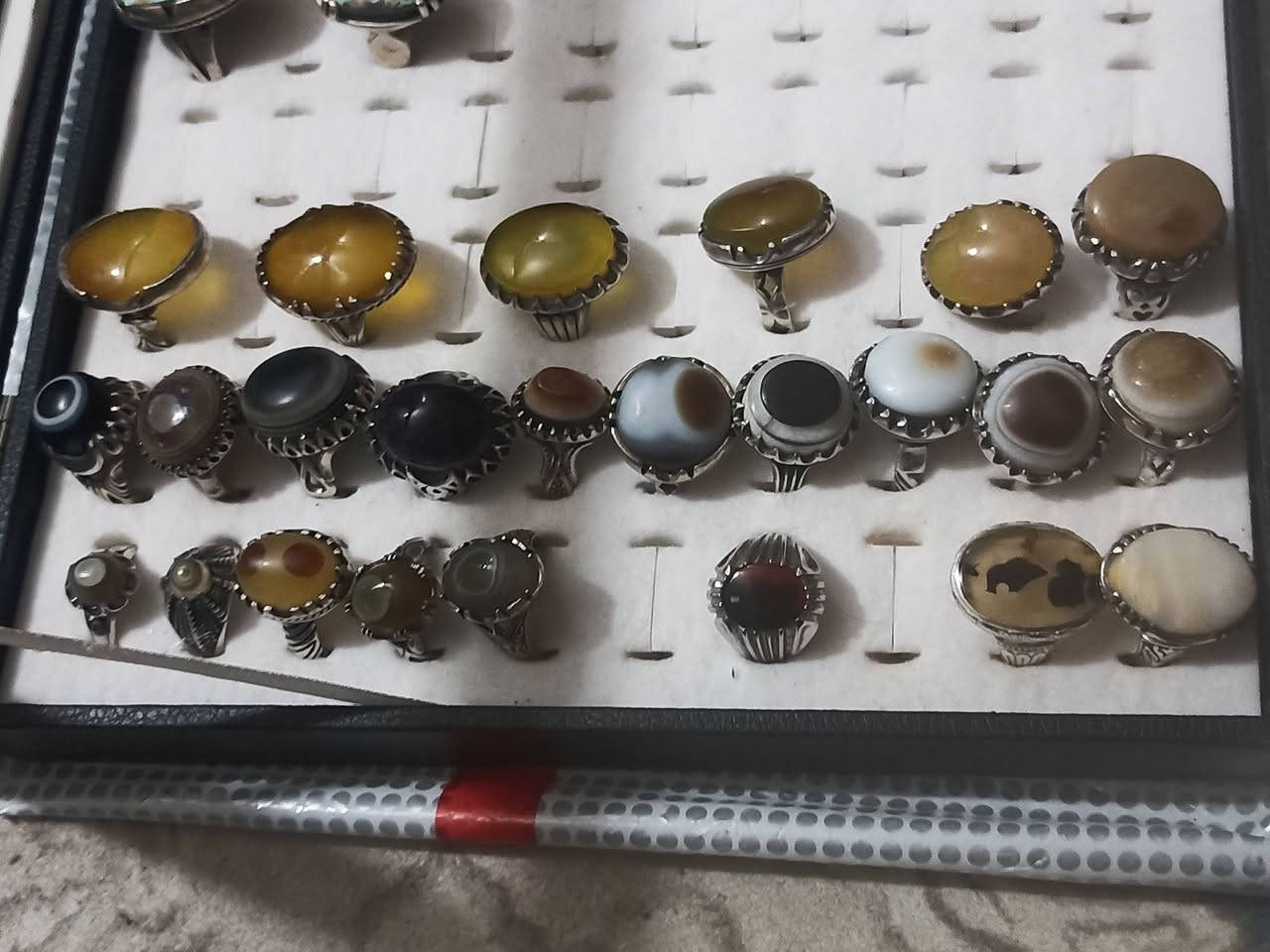 محأبس مجموعة كلمن وسعره للبيع صياغة ثكيل


**إذا كنت صاحب هذا الإعلان وتريد حذفه لأي سبب، رجاءا أرسل رسالة إلى الدعم الفني**