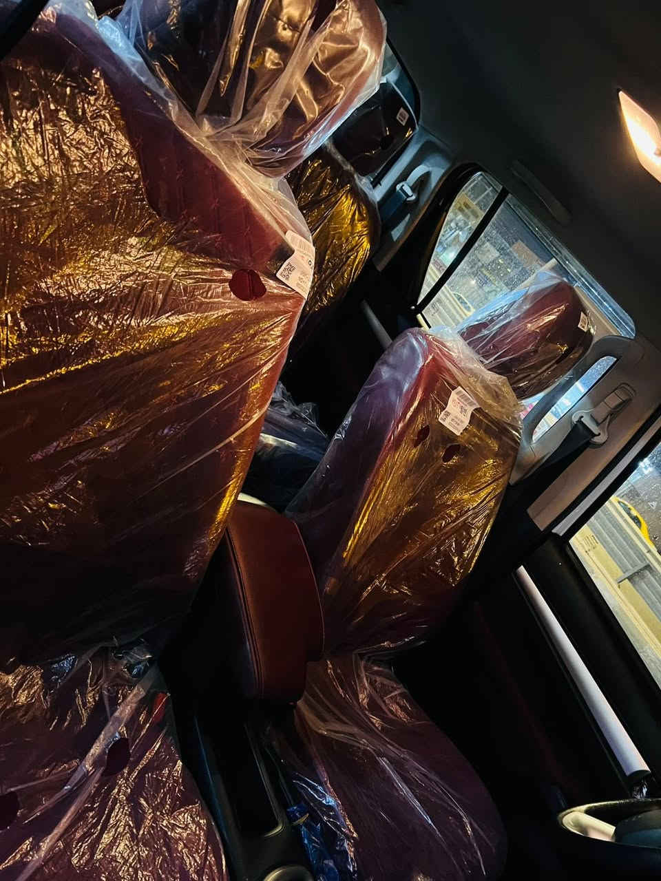 سلام عليكم هايلوكس TRD
V6 سعودي 
رقم اربيل شرط تحويل 

نظام التحذير من التصادم الأمامي مع مكابح طوارئ.
• نظام تنبيه مغادرة المسار.
• مثبت سرعة راداري (تفاعلي).
• كاميرات محيطية 360 درجة. 
بدون حادث 
سعر 380 وبيها مجال قليل 
***********
