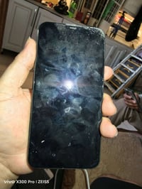 آيفون ٧ • ذاكرة ٣٢ • بسمايه