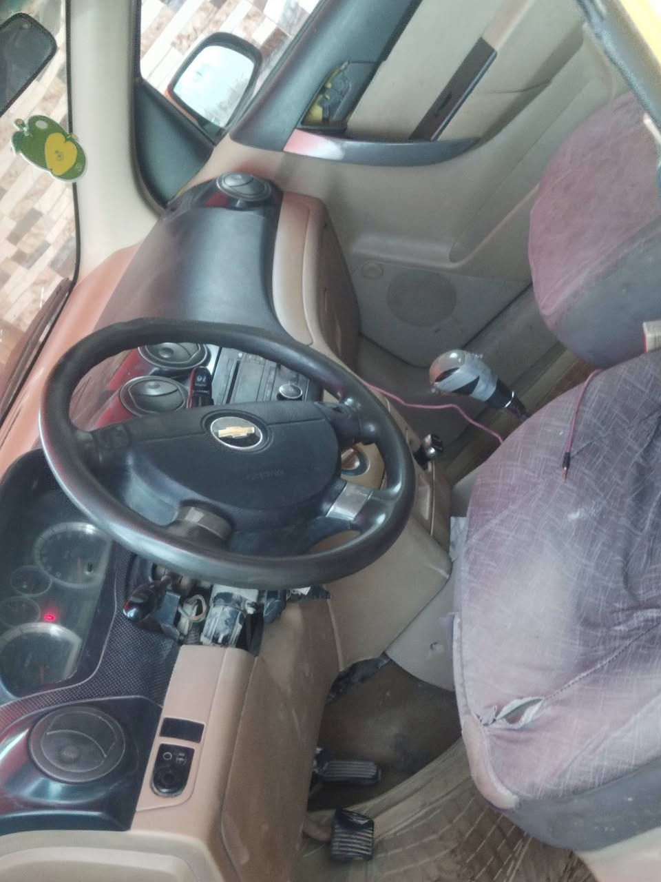 السلام عليكم
افيو خليجي مفتوح (حره)
موديل : ٢٠١١
محرك ١٦٠٠ اقتصاديه
صدر امامي خلفي جديد
رقمها انكليزي ومميز  قبل اسبوع شاده
سياره جاهزه تحويل ثاني يوم
للاستفسار على الرقم
***********
***********
ملاحظة : ما متواجد ع الفيس فقط وتساب واتصال
